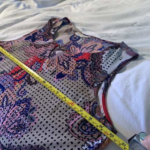 Dana Buchman Sleeveless Blouse, black shell with mesh overlay sheath. Size L - Picture 7 of 8